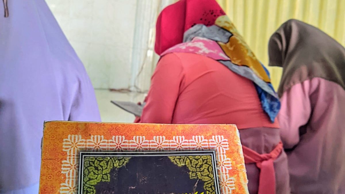 Pelajar NU Rejoso Isi Ramadhan dengan Kajian Kitab Washoya Al-Aba i Lil Abna i