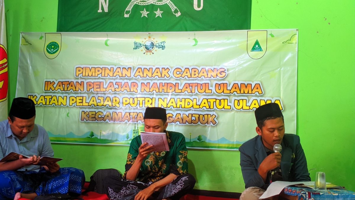 PAC IPNU IPPNU Nganjuk Kota Bangkitkan Kekompakan Kadernya lewat Kegiatan Rutin Khotmil Qur’an