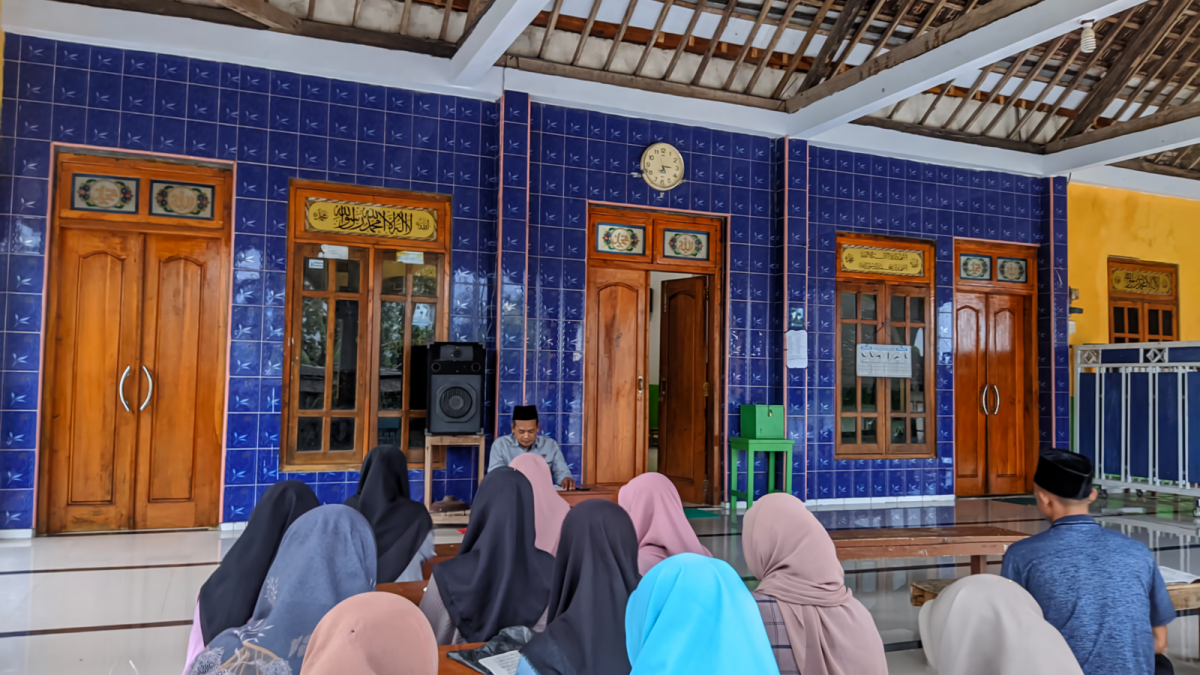 Semarakkan Ramadhan, PR IPNU-IPPNU Desa Suru Adakan Kajian Kitab Lubabul Hadist