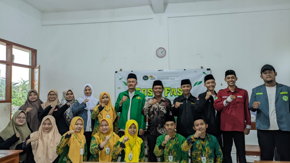 MENCETAK FASILITATOR PK IPNU IPPNU IAI PANGERAN DIPONEGORO NGANJUK GELAR TOS-FAST ( TRAINING OF STUDENT FASILITATOR)