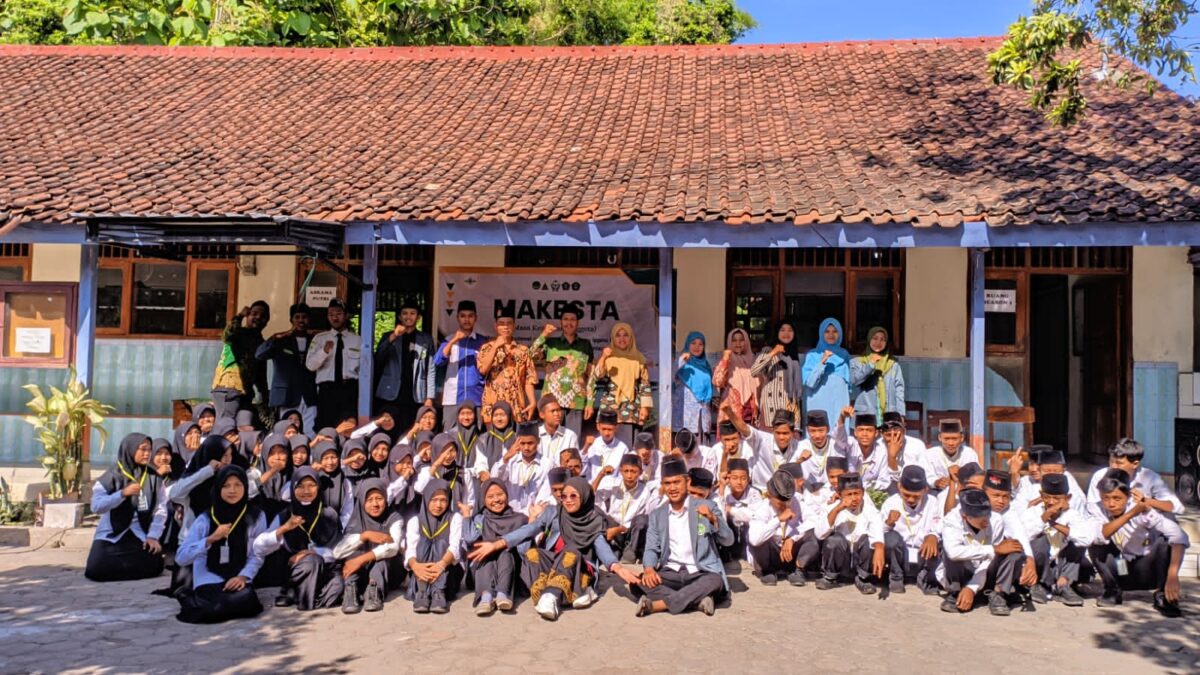 PK IPNU IPPNU MTS Al-Huda Kepuhbener Tanjunganom Siapkan Kader Militan dengan Gelar Makesta
