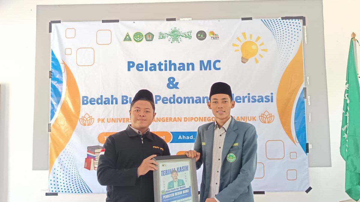 PK IPNU IPPNU UPDN Gelar Pelatihan MC sekaligus Bedah Buku Pedoman Kaderisasi