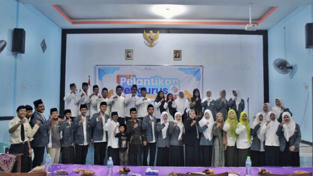 ERA BARU VISI BARU, PELANTIKAN PAC JATIKALEN MEMBANGUN IPNU-IPPNU LEBIH MAJU