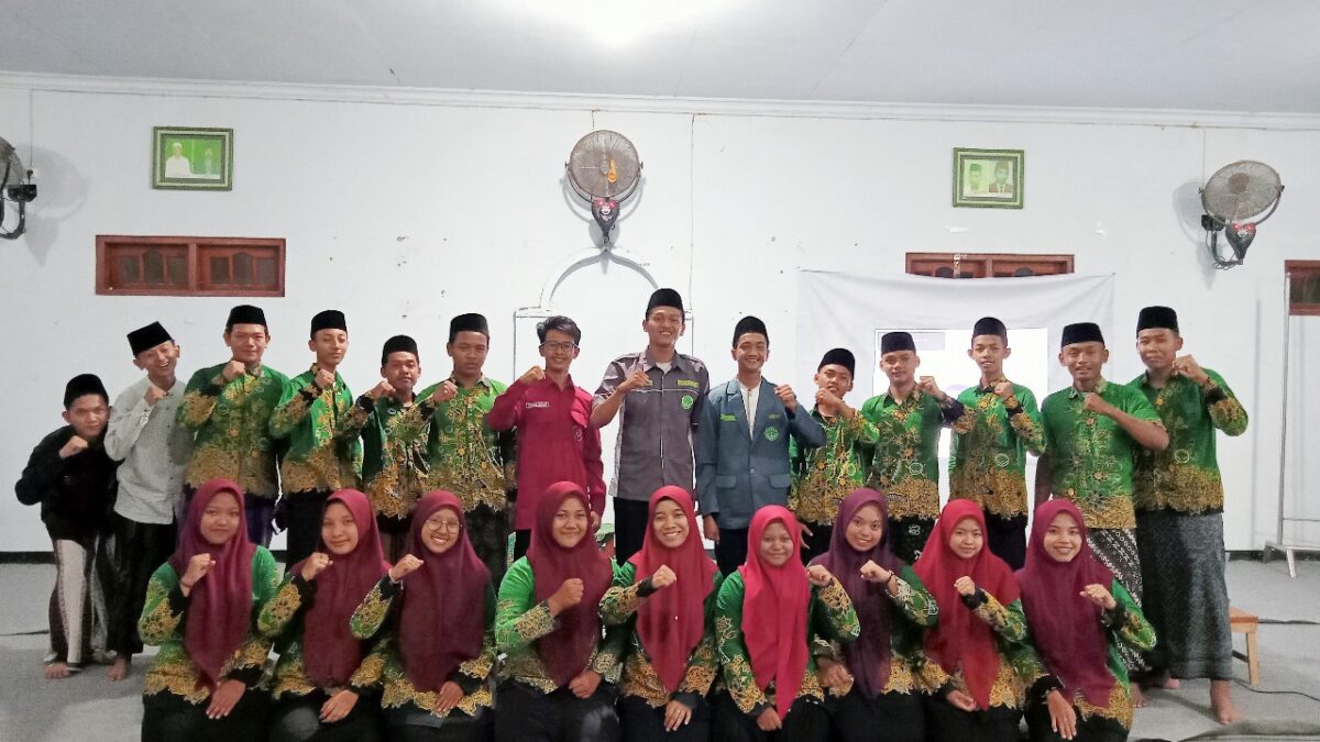 Administrasi yang Tertib dan Tertata, PAC IPNU IPPNU Ngronggot Sukses Gelar Administratif & Secretariat Training