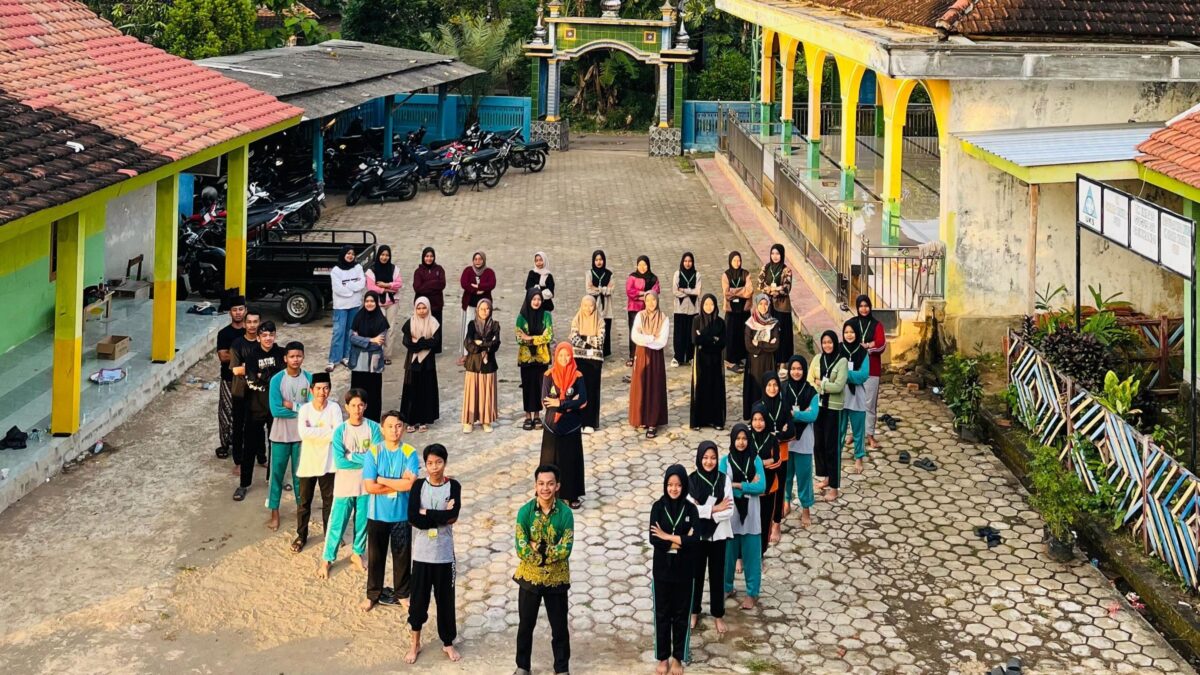 Sukses adakan MAKESTA 2, Pelatih : “Makesta IPNU IPPNU Ranting Suru STECU Abis”