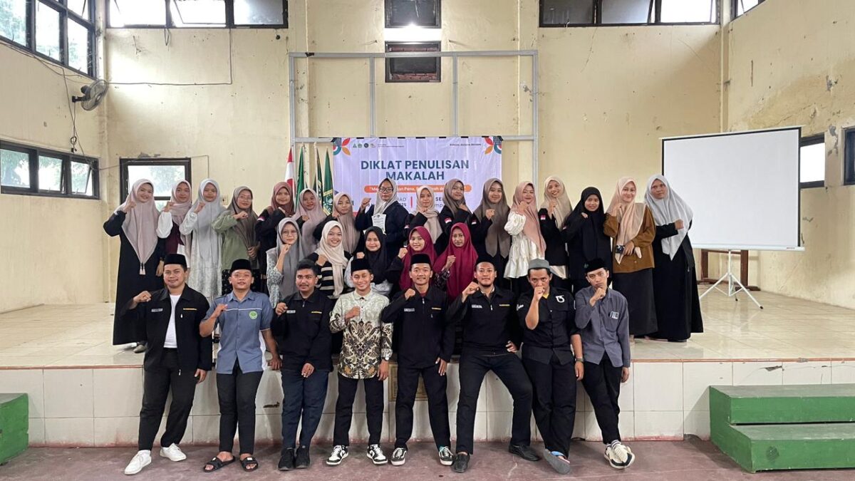 DIKLAT PENULISAN MAKALAH PK IPNU-IPPNU UPDN: Menulis Dengan Pena, Berdakwah Dengan Ilmu