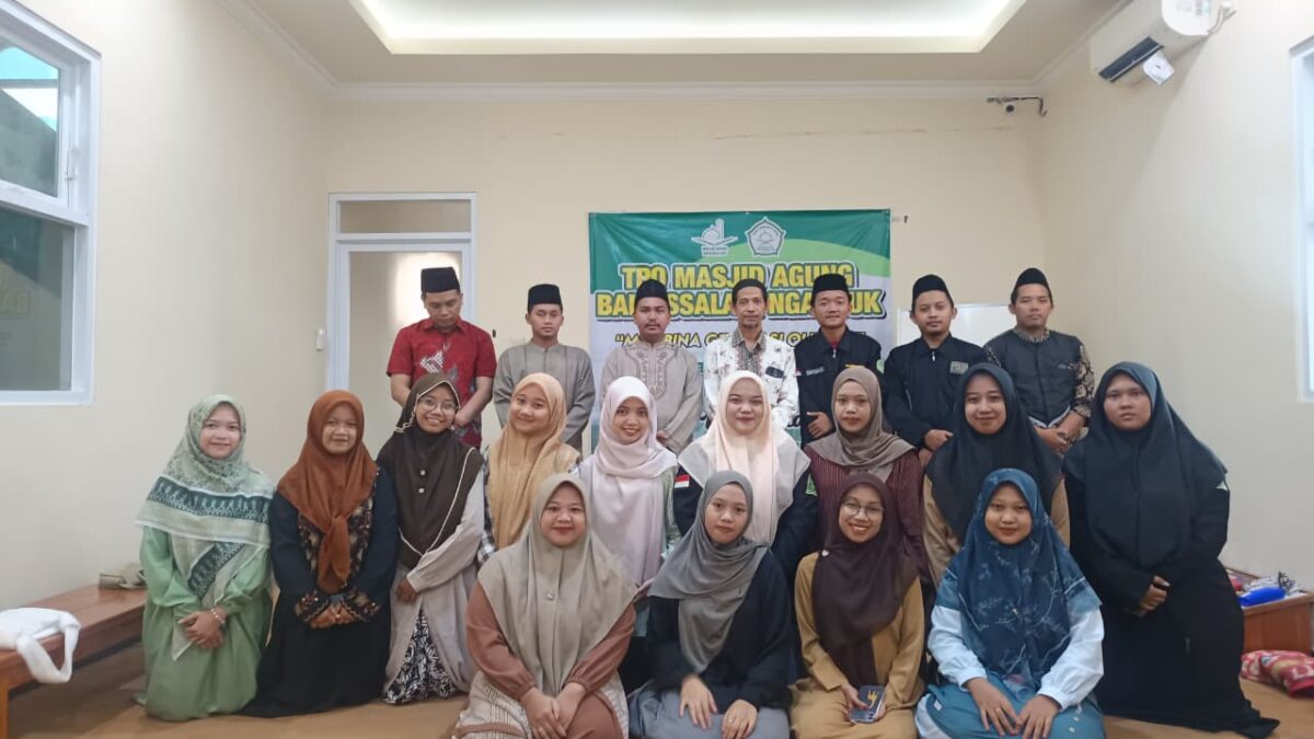 Saat Senja Menuntun Pulang ke Majelis Ilmu : PKPT IPNU–IPPNU UPDN Ajak Jamaah Umum Meresapi Washi’atul Musthofa 