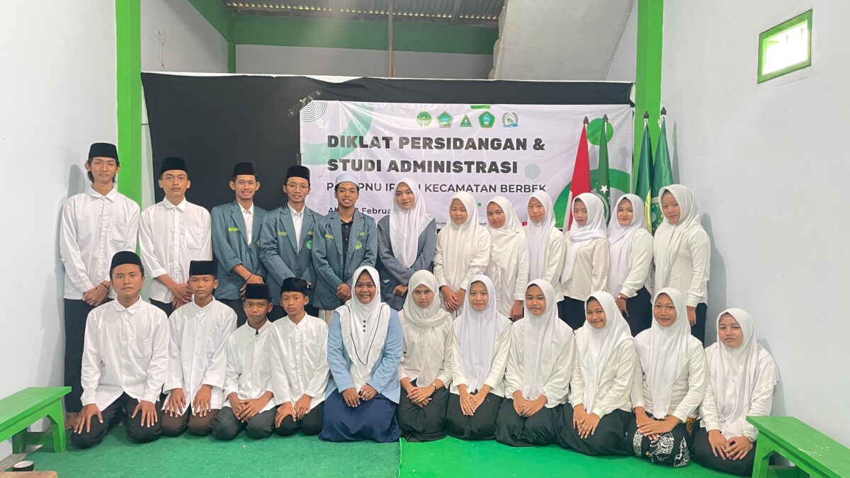 Tertib Sidang, Rapih Administrasi: Langkah Strategis PAC IPNU-IPPNU Berbek Menuju Organisasi yang Tertata